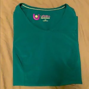 urbane • scrub top